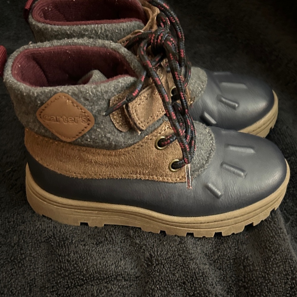 Carter's Kids Boots in Gray and Brown - Picture 5 of 7